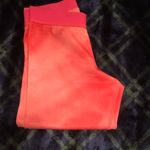 Adidas pink leggings. - Picture 3 of 3